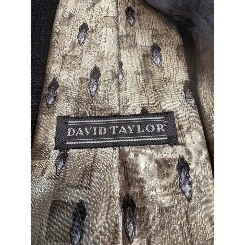 DAVID TAYLOR Mens Tie Tan Blue Geometric Pattern Polyester Necktie Classic